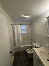 17 Park Ave in Foxboro, MA - Building Photo - Building Photo