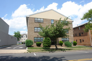 115 E Elizabeth Ave Apartments