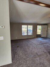 7965 E Oglethorpe Hwy in Midway, GA - Building Photo - Building Photo