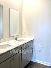 216 N Lgt Wy in Moncks Corner, SC - Building Photo - Building Photo