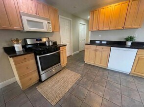 100 Lonsdale St in Boston, MA - Building Photo - Building Photo