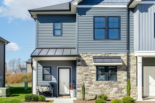 property at 71 Warwick Dr