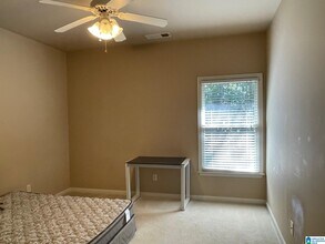 1057 Inverness Cove Way in Hoover, AL - Building Photo - Building Photo