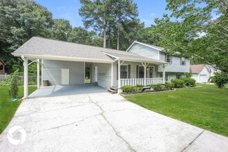 5946 Twilight Trail in Morrow, GA - Foto de edificio - Building Photo