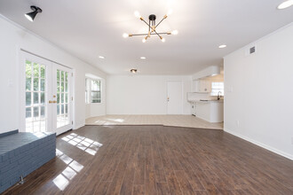 12 Rio Grande Forest Dr in Little Rock, AR - Foto de edificio - Building Photo