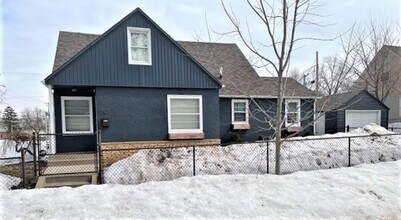 707 E 26th St in Sioux Falls, SD - Building Photo - Building Photo