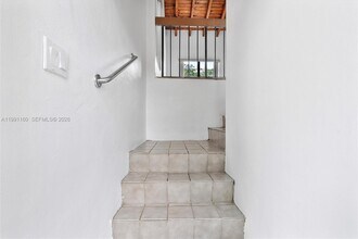 10542 NW 7th Terrace in Miami, FL - Building Photo - Building Photo