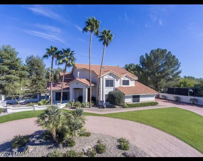 property at 11935 N 102nd St