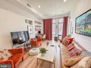 5309 Connecticut Ave NW in Washington, DC - Building Photo - Building Photo