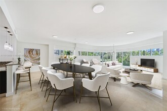 2699 Tigertail Ave, Unit 23 in Miami, FL - Foto de edificio - Building Photo