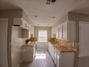 4029 Brownwood Cir in Corpus Christi, TX - Building Photo - Building Photo