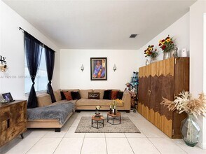 11871 SW 247th Ter in Princeton, FL - Building Photo - Building Photo