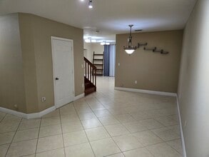 14522 SW 29th Ter in Miami, FL - Building Photo - Building Photo