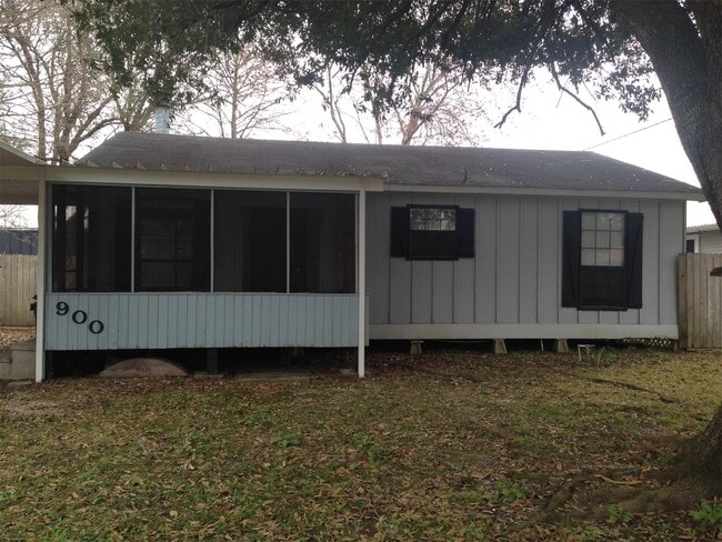 900 Texaco St in New Iberia, LA - Building Photo - Building Photo