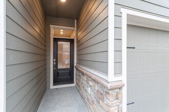 2016 NE 101st Cir in Vancouver, WA - Foto de edificio - Building Photo
