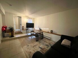 28 Symphony Rd, Unit 1 in Boston, MA - Building Photo