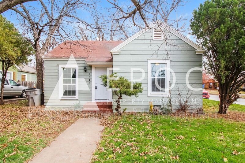2515 Bridwell St in Wichita Falls, TX - Building Photo
