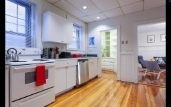 1248 Beacon St, Unit #1 in Brookline, MA - Building Photo - Building Photo