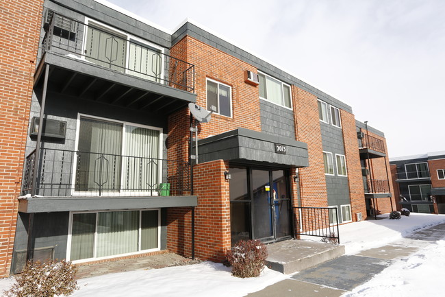 Colton Heights Apartments in Billings, MT - Building Photo - Building Photo