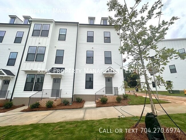 property at 15328 Ballancroft Pkwy