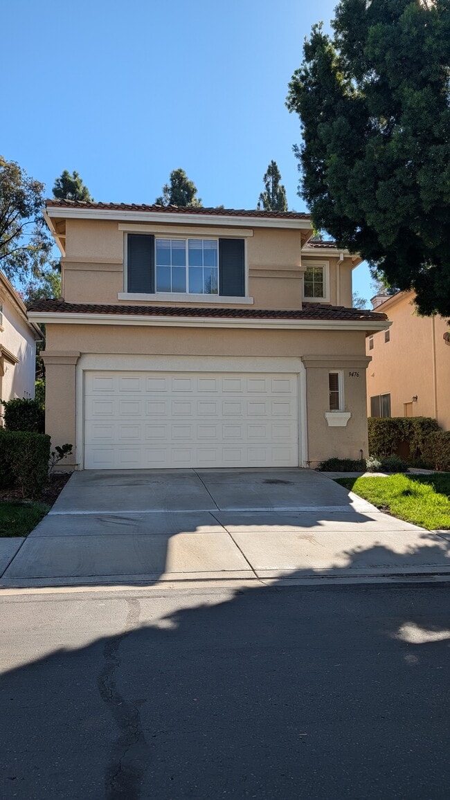 property at 9476 Questa Pointe