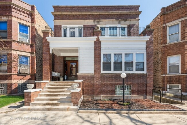 property at 6147 S Champlain Ave