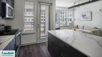 91 Jensen Dr in Houston, TX - Building Photo - Building Photo