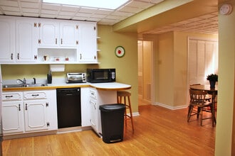 813 Spring Valley Drive in Fredericksburg, VA - Building Photo - Building Photo