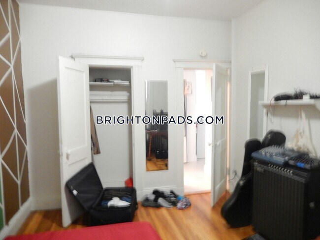 9 Egremont St, Unit 1 in Boston, MA - Building Photo - Building Photo