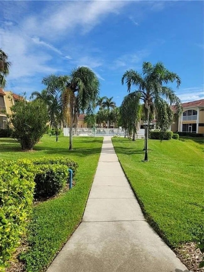 property at 12471 McGregor Blvd