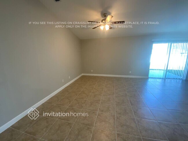 761 Airoso Rd SE in Palm Bay, FL - Foto de edificio - Building Photo