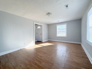 1700 E Spring St in Cookeville, TN - Building Photo - Building Photo