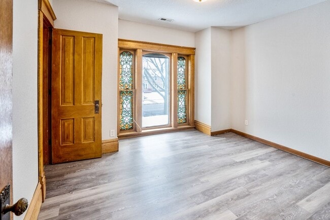 property at 809 Washington St