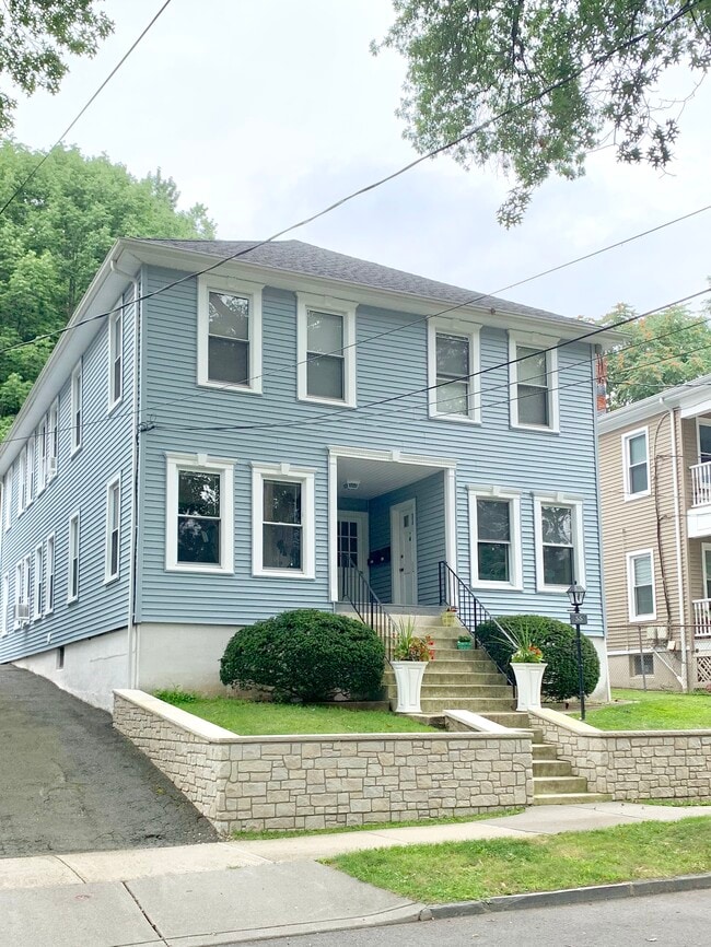 55 Wetmore Ave, Unit 1R in Morristown, NJ - Building Photo - Building Photo