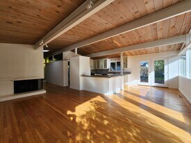 2015 Cummings Dr in Santa Rosa, CA - Building Photo