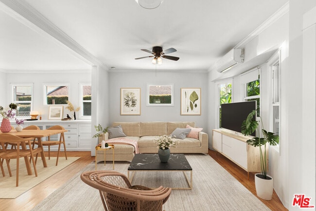 property at 123 Ellita Pl