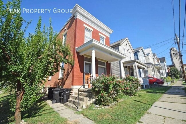 property at 2369 Flora St