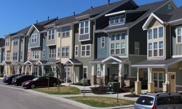 687 E 380 N in Vineyard, UT - Building Photo