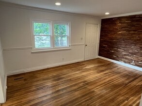 423 W Kingston Ave in Charlotte, NC - Building Photo - Building Photo
