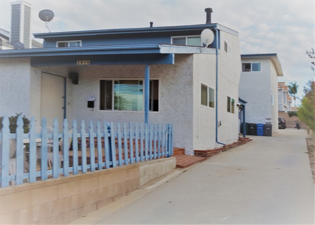 1918 Belmont Ln in Redondo Beach, CA - Building Photo