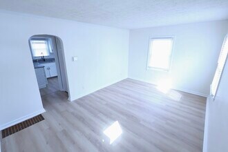 787 Austin Ave in Akron, OH - Building Photo - Building Photo