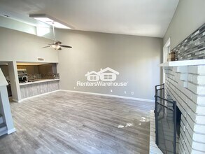 633 W Southern Ave in Tempe, AZ - Foto de edificio - Building Photo