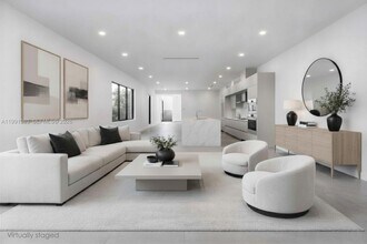 2840 SW 32nd Ct in Miami, FL - Building Photo - Building Photo