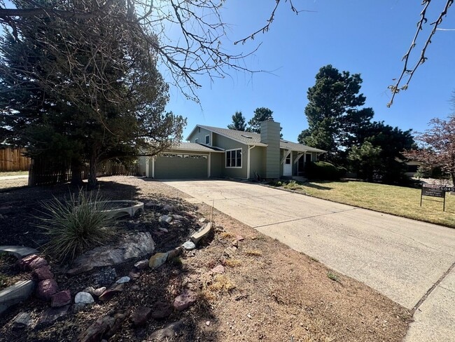 5045 Escapardo Way in Colorado Springs, CO - Building Photo - Building Photo
