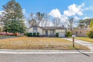 404 Marquette Ln in Ladson, SC - Building Photo