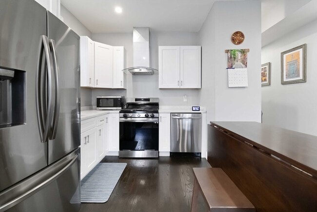 property at 18 Albion St