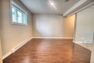 13 Sumac St in St John's, NL - Building Photo - Building Photo