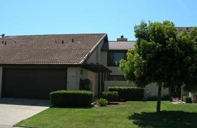 property at 1256 Estes Dr