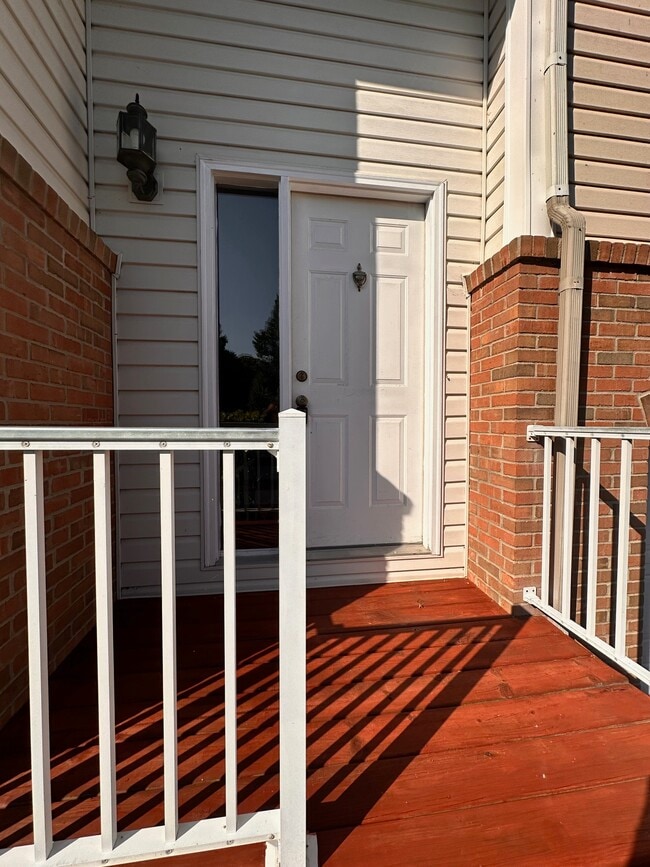 16 Westfield Pl in Athens, OH - Foto de edificio - Building Photo