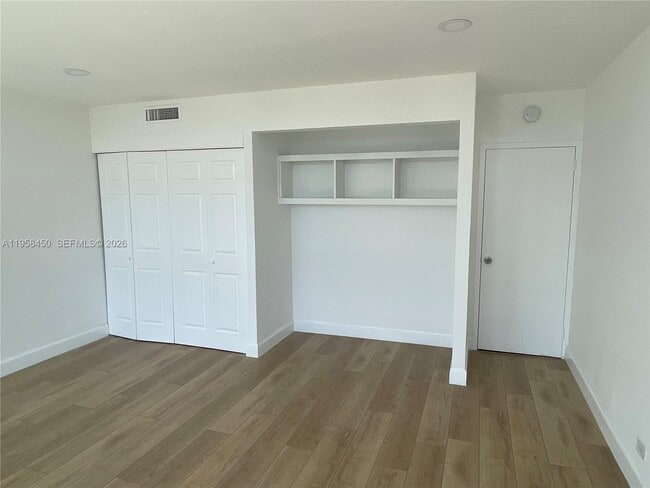 2451 Brickell Ave in Miami, FL - Building Photo - Building Photo